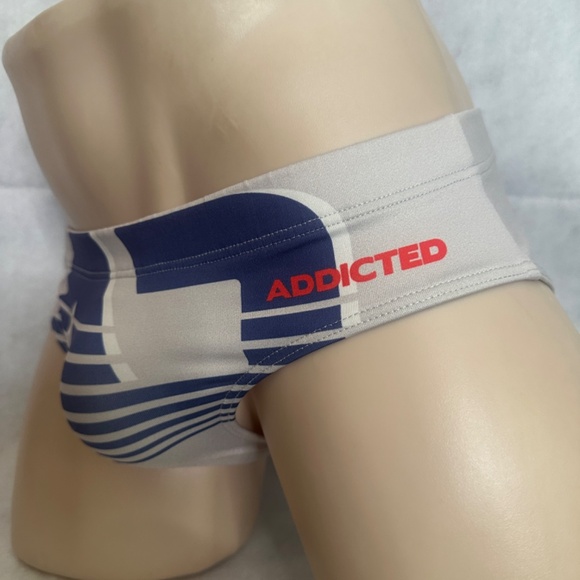 Addicted Pack Up Swimsuit Small 28-30 Gently worn Nylon/spandex no fabric tag - Picture 2 of 7